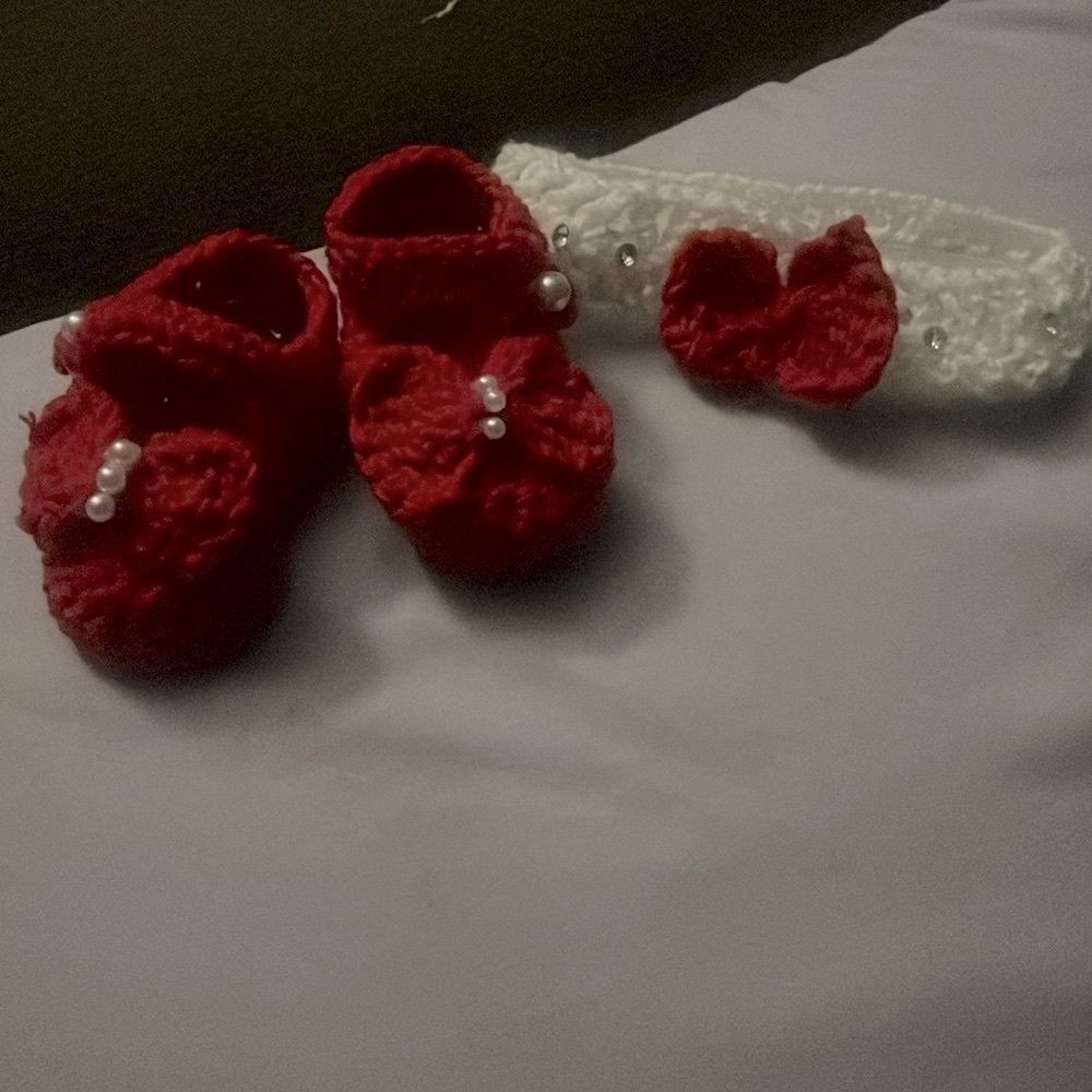 Mary Jane baby booties
